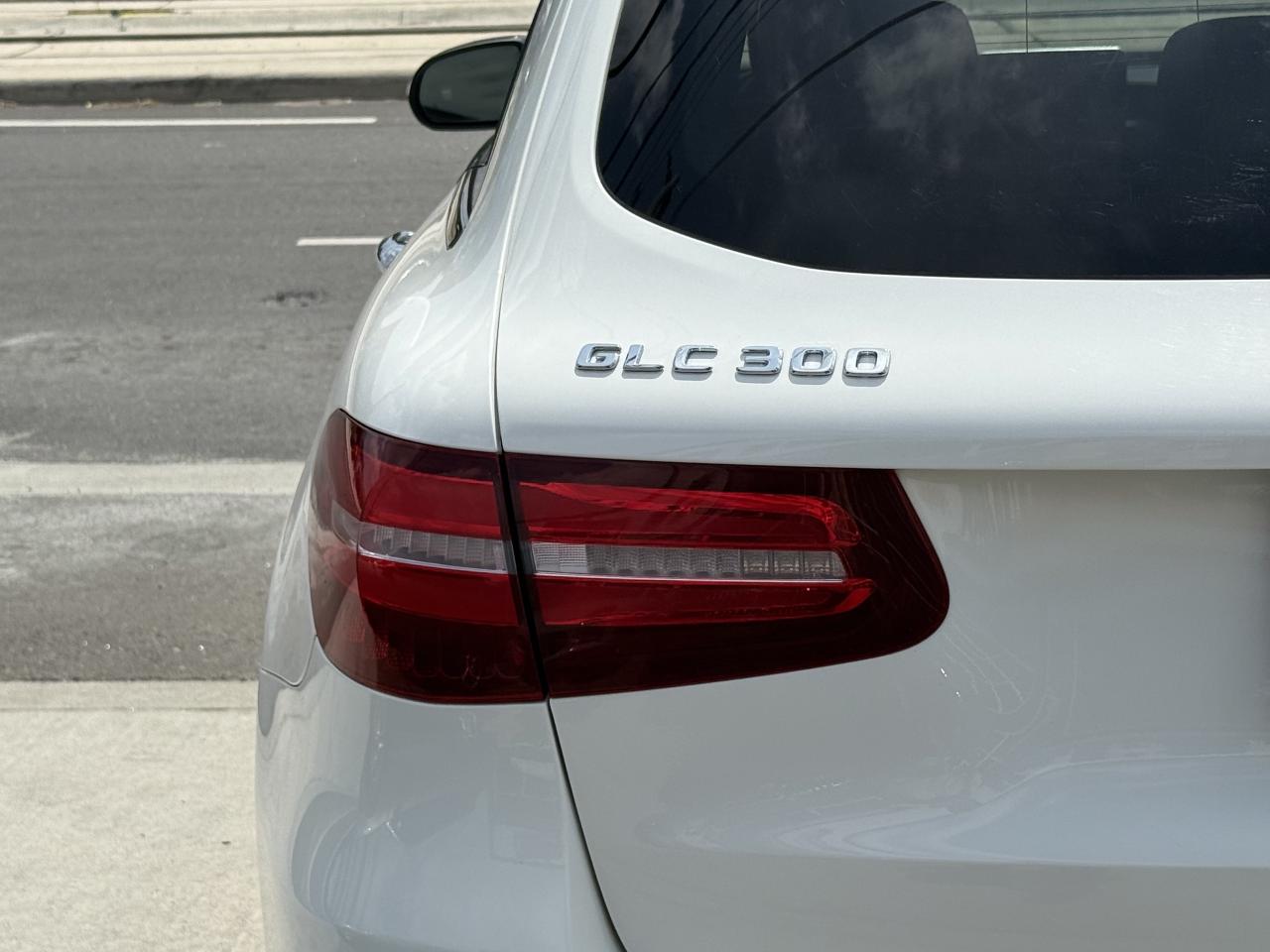 2019 Mercedes-Benz GLC-Class 300 | PREMIUM | PANO | LOADED - Photo #14