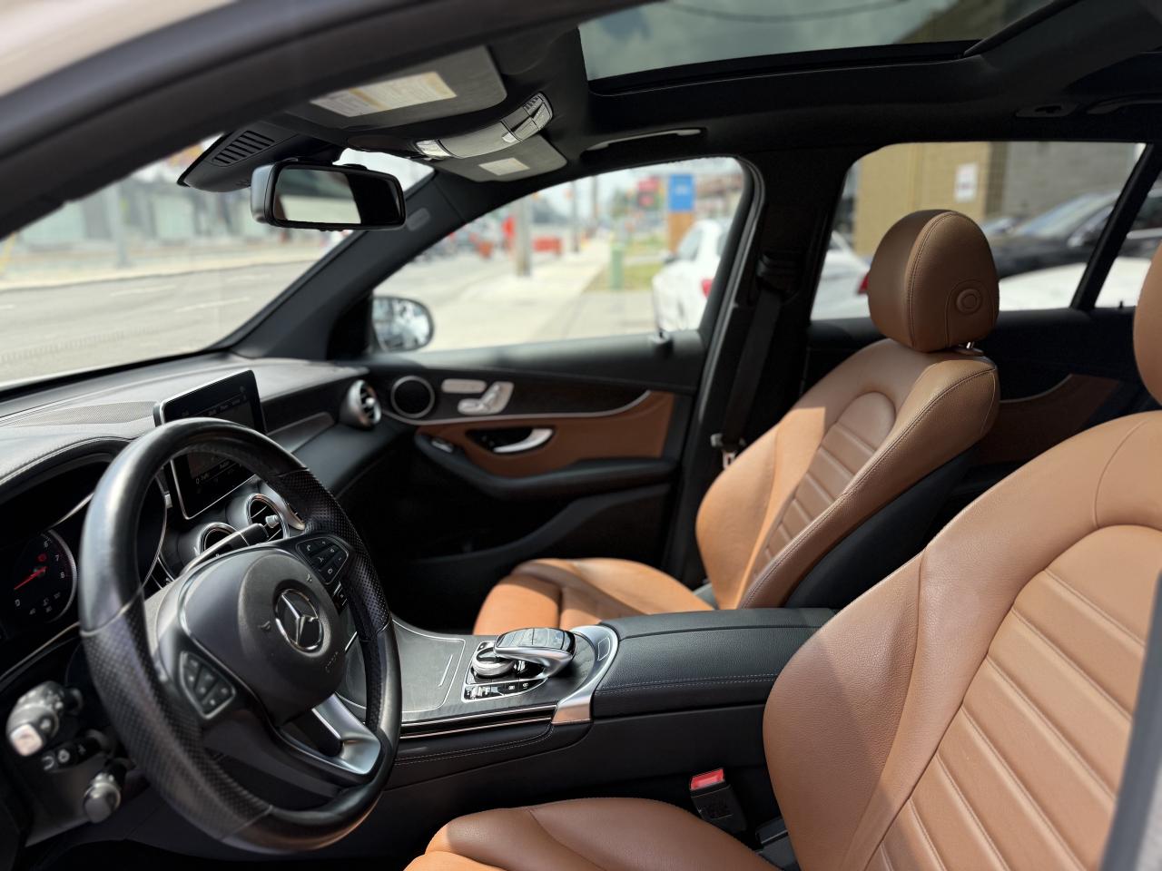 2019 Mercedes-Benz GLC-Class 300 | PREMIUM | PANO | LOADED - Photo #28