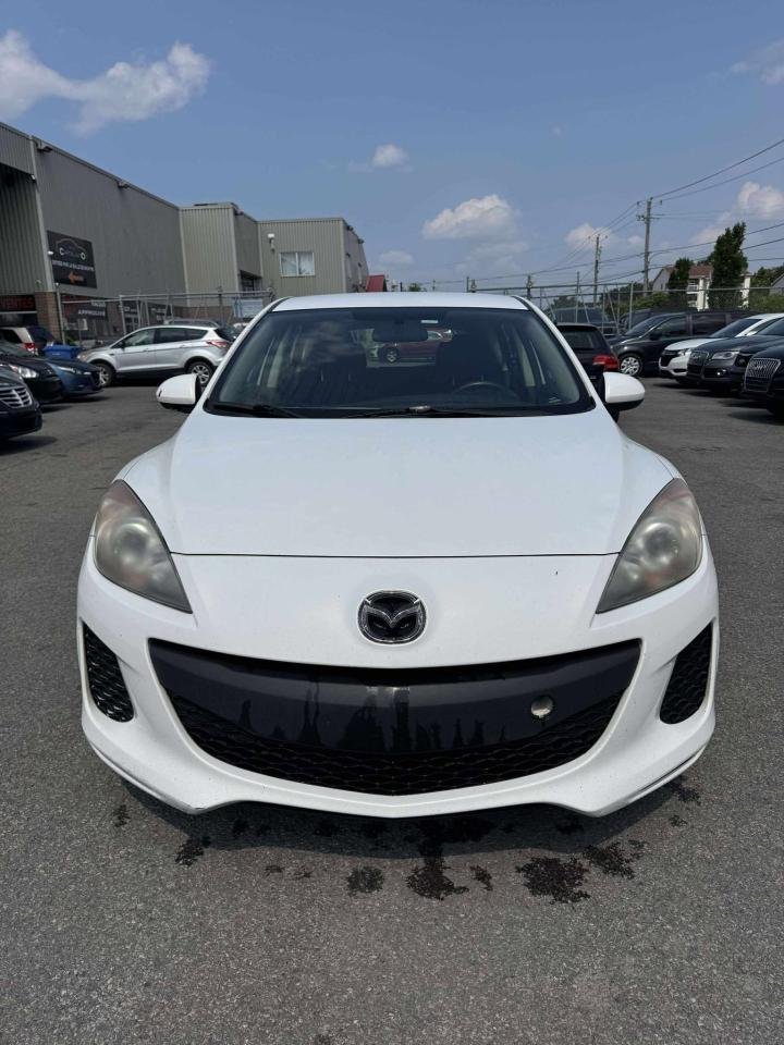 2012 Mazda MAZDA3 GX - Photo #2