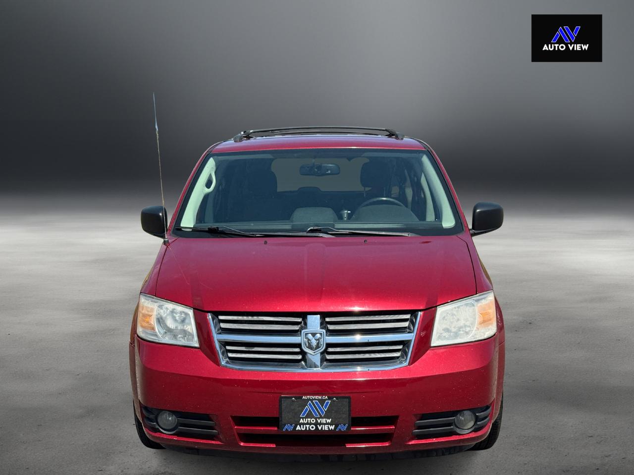 2008 Dodge Grand Caravan SE **LOTS OF SERVICE HISTORY** - Photo #2