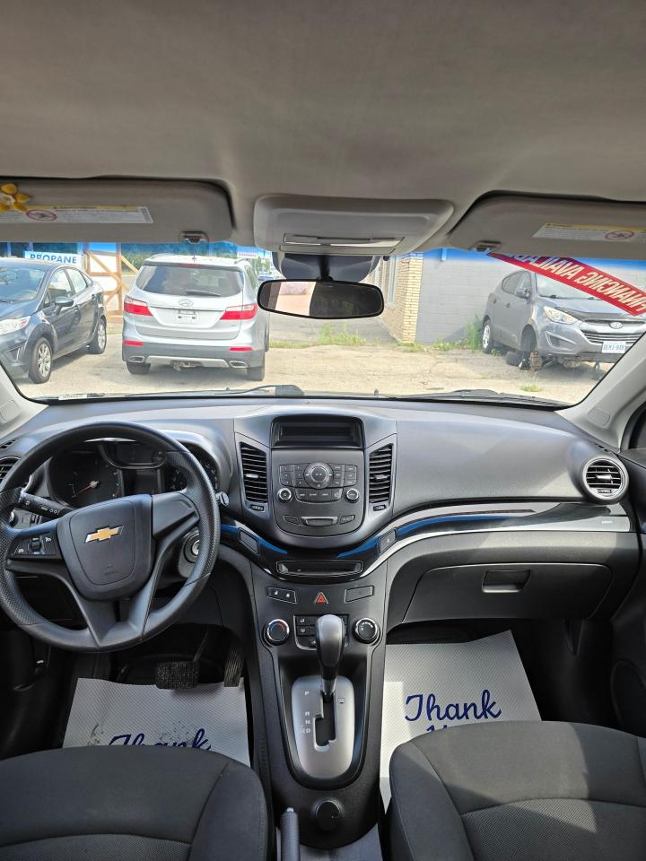 2012 Chevrolet Orlando 1LT - Photo #9