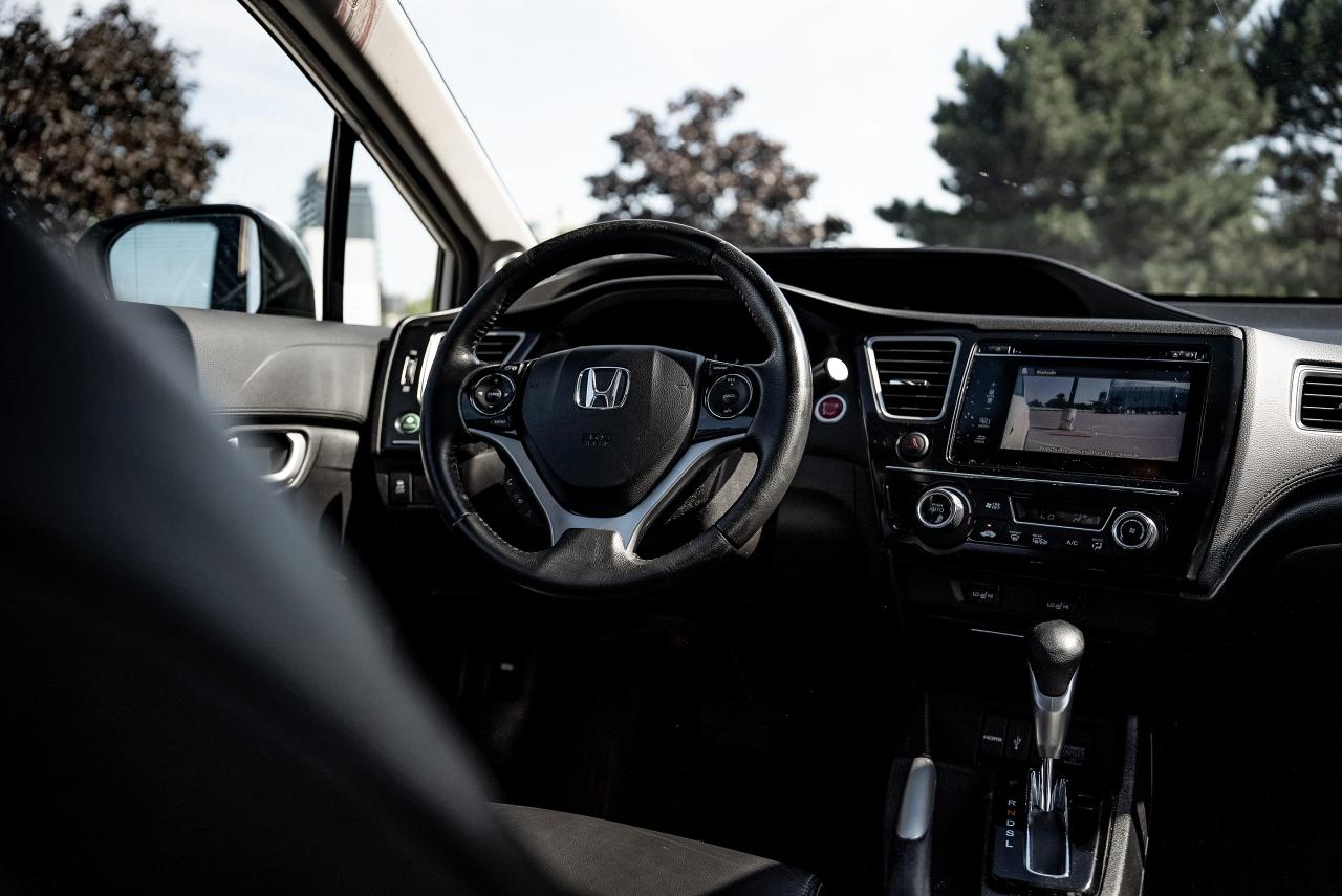 2015 Honda Civic Touring | ONE OWNER | CLEAN TITLE | - Photo #10