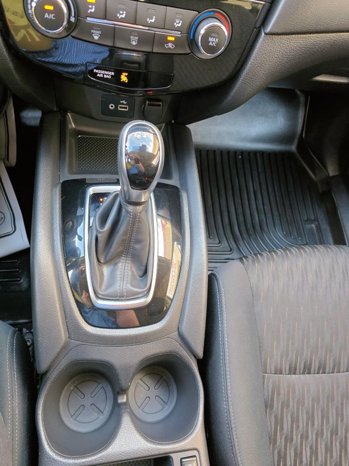 2019 Nissan Rogue SV Heated Seats Remote Start Apple Carplay - Photo #16