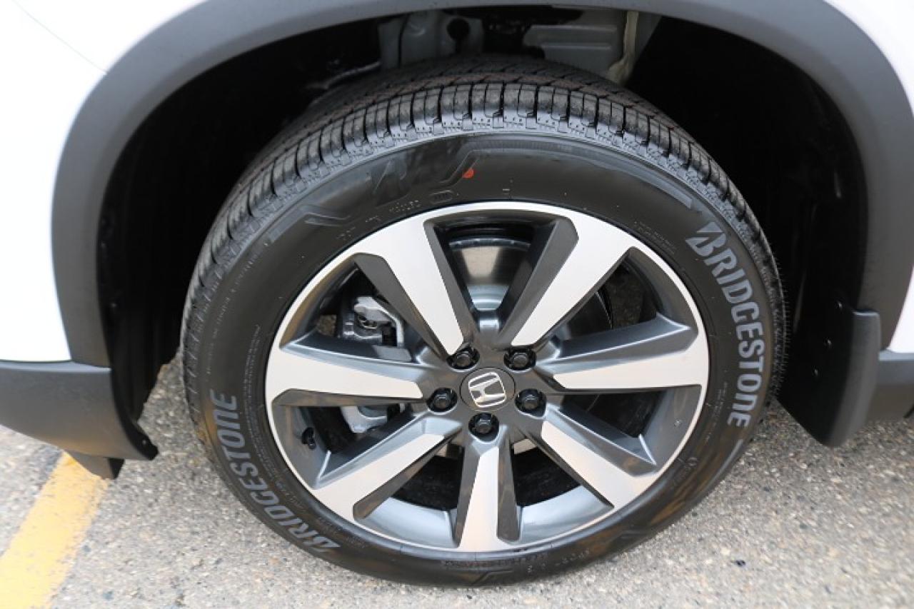 2025 Honda Pilot  Photo2