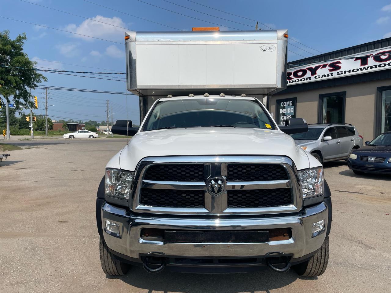 2017 RAM 5500 ST Photo2
