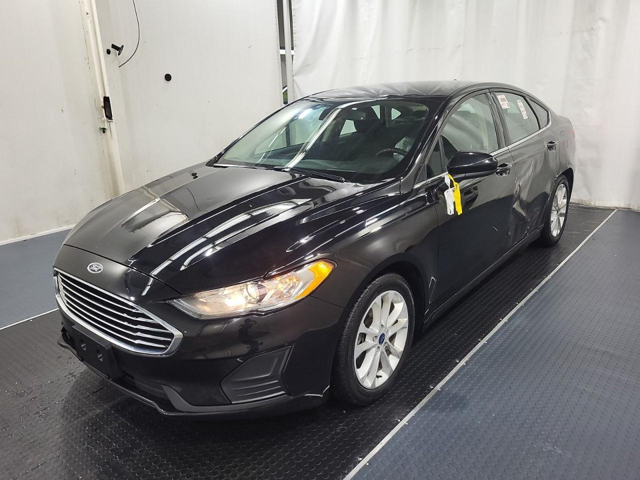 2020 Ford Fusion Hybrid SE Photo0