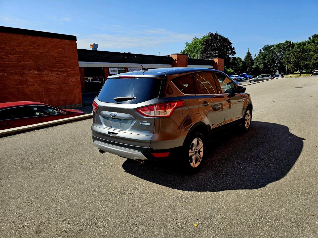 2014 Ford Escape FWD 4dr SE - Photo #5