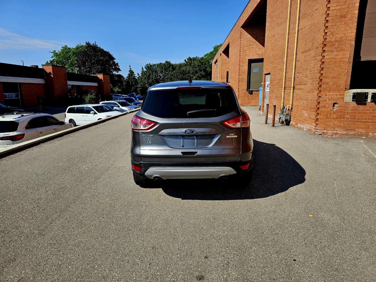 2014 Ford Escape FWD 4dr SE - Photo #6