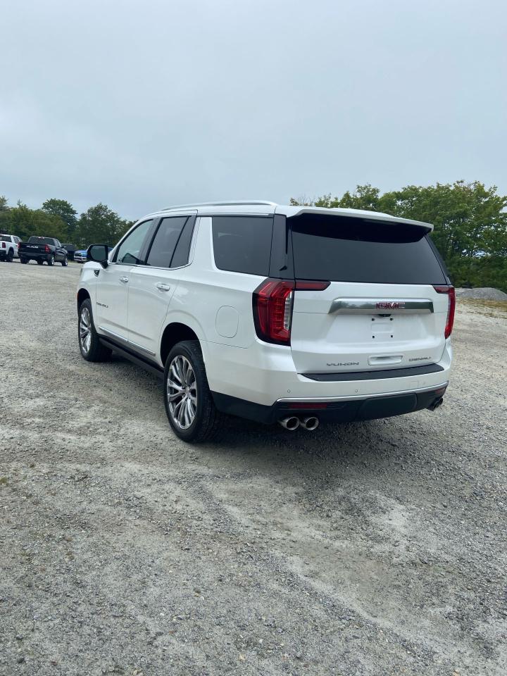 2022 GMC Yukon Denali Photo6