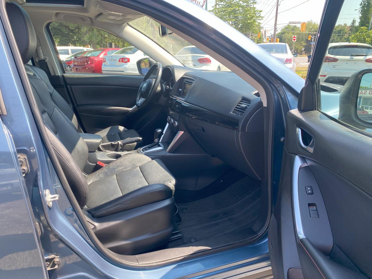 2015 Mazda CX-5 GT/AWD/Automatic/4 Cylinder/Leather/Roof/Rev Cam - Photo #9