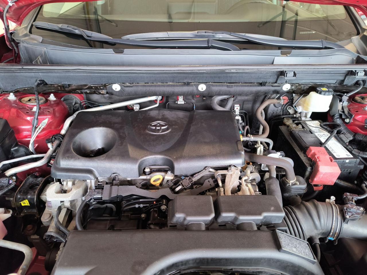 2020 Toyota RAV4 LE AWD Photo0