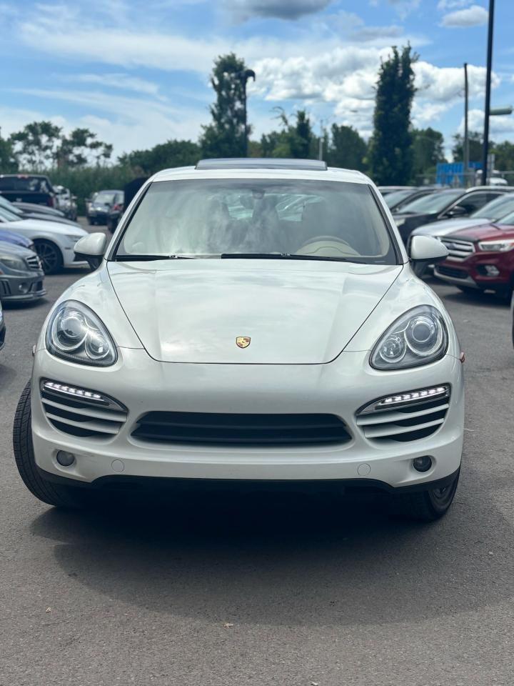 2011 Porsche Cayenne  - Photo #3