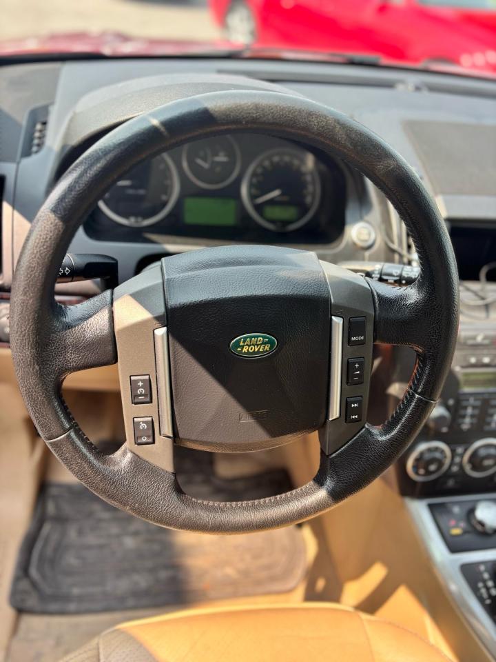 2008 Land Rover LR2 AWD 4dr HSE - Photo #4