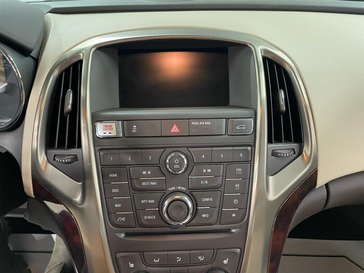 2013 Buick Verano Leather Photo10