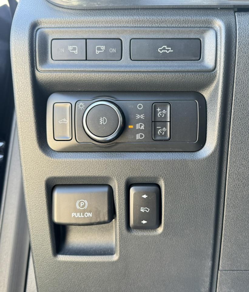 2021 Ford F-150 Lariat 4WD SuperCrew 6.5' Box Photo