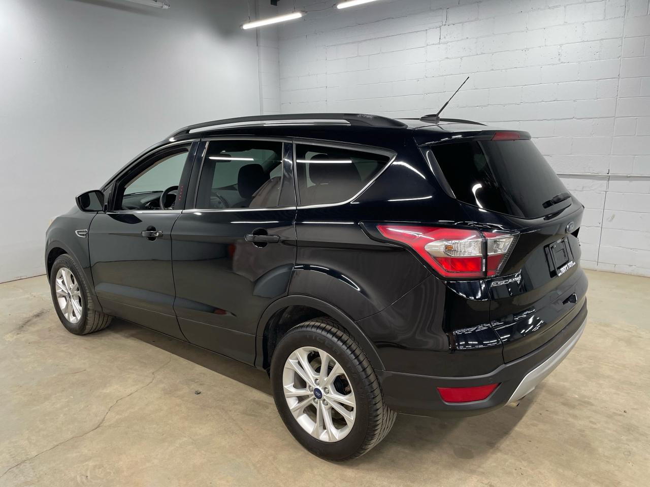 2018 Ford Escape SE FWD Photo4