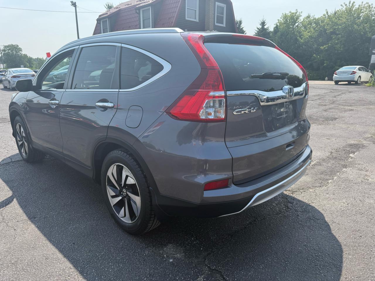 2016 Honda CR-V Touring Photo5