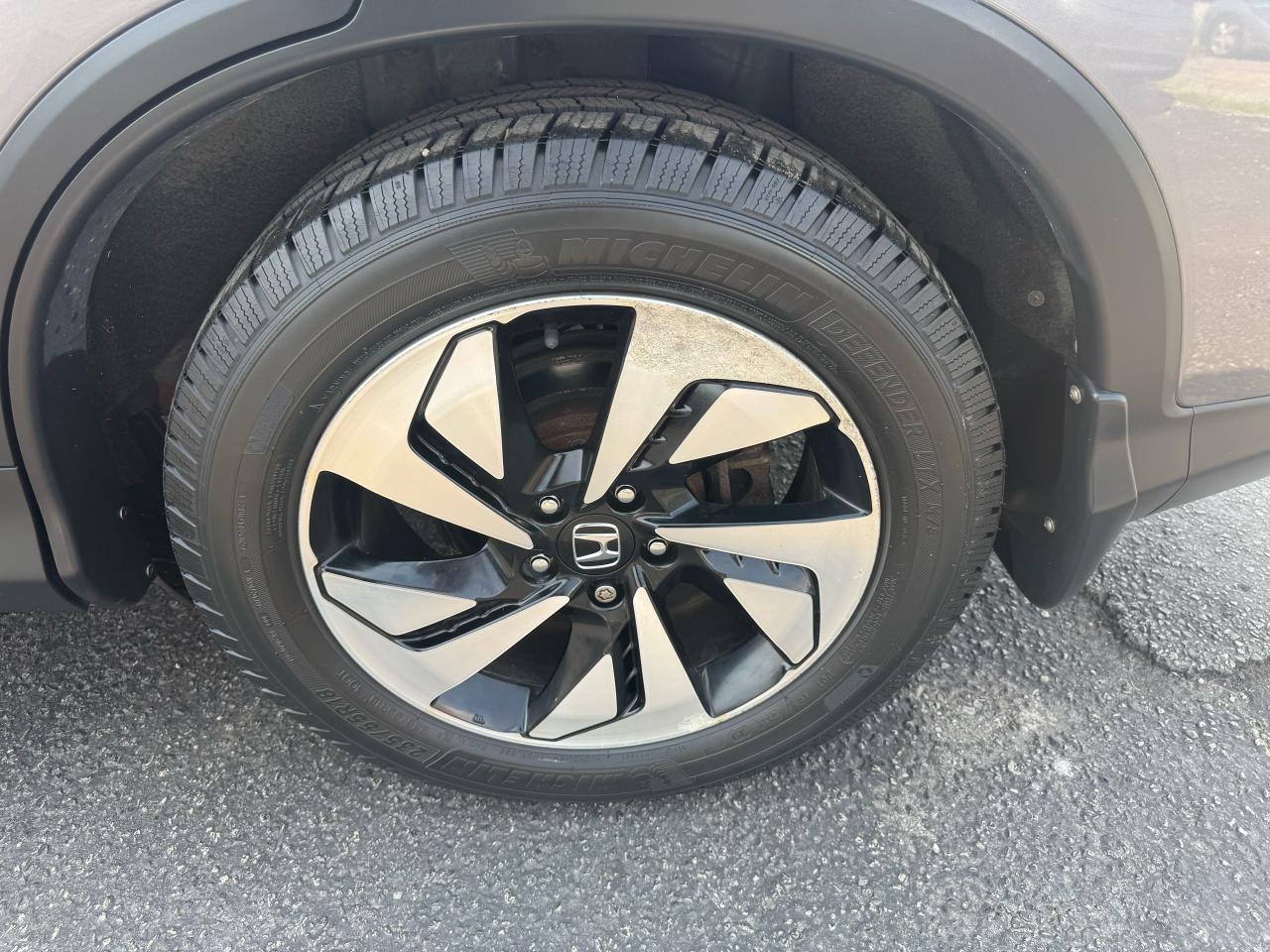 2016 Honda CR-V Touring Photo11