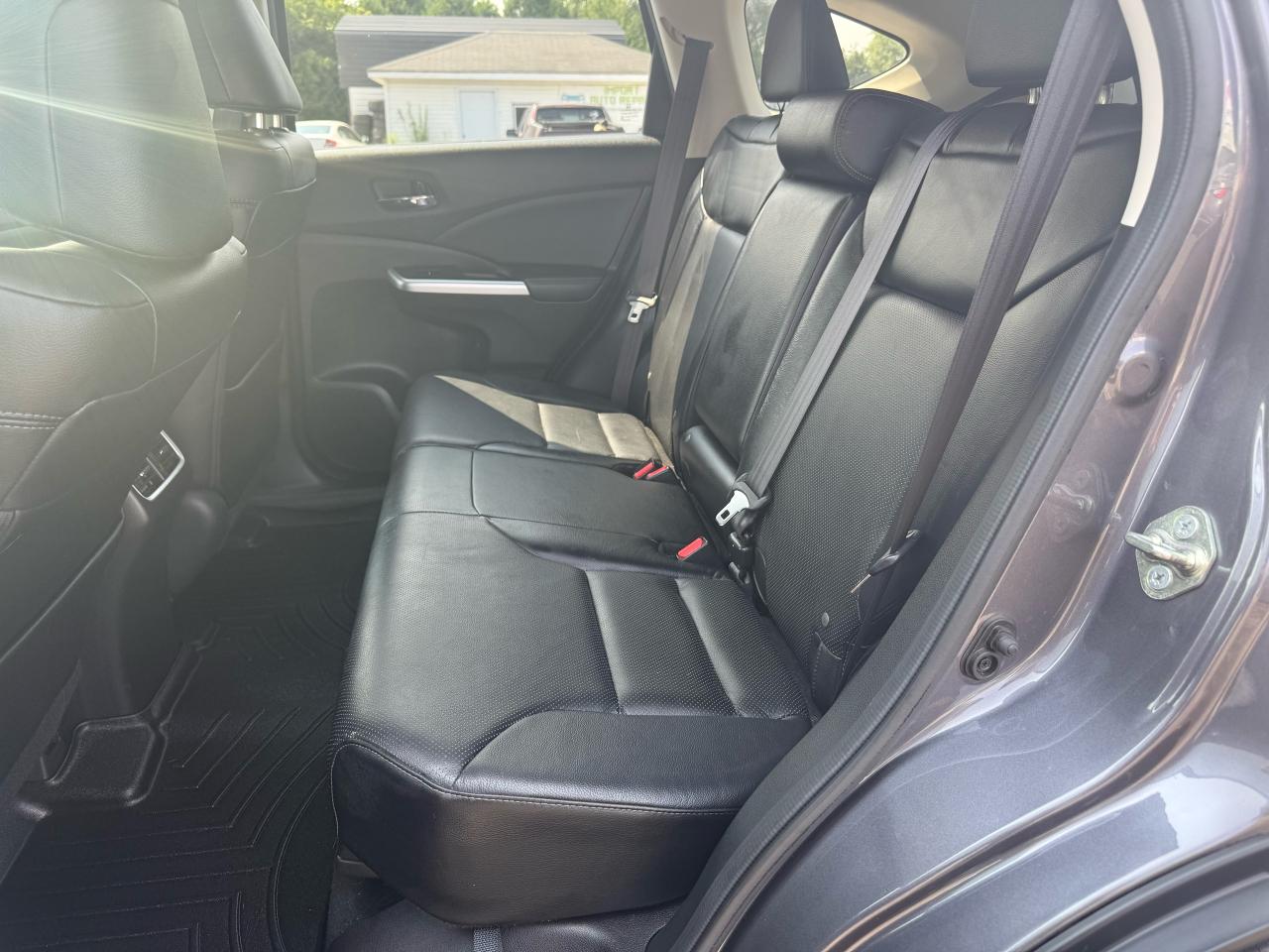 2016 Honda CR-V Touring Photo10