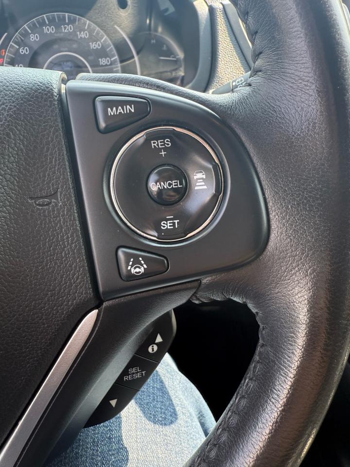 2016 Honda CR-V Touring Photo17