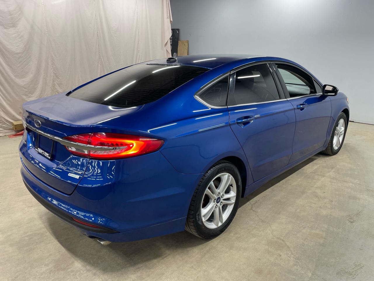 2018 Ford Fusion SE Photo6