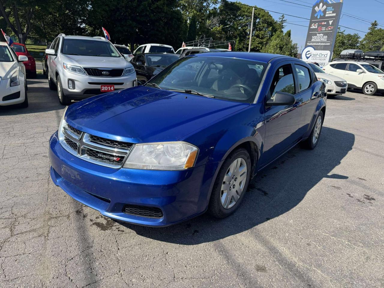 2013 Dodge Avenger  - Photo #3