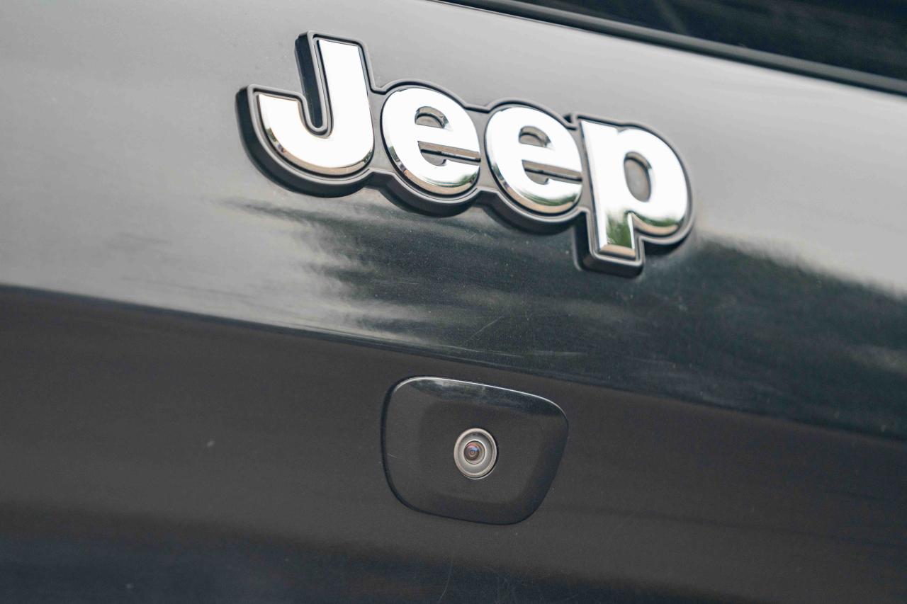 2015 Jeep Cherokee LATITUDE NORTH 4X4 - Photo #13