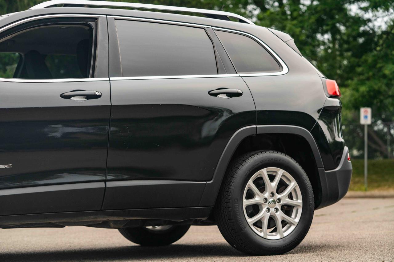 2015 Jeep Cherokee LATITUDE NORTH 4X4 - Photo #16