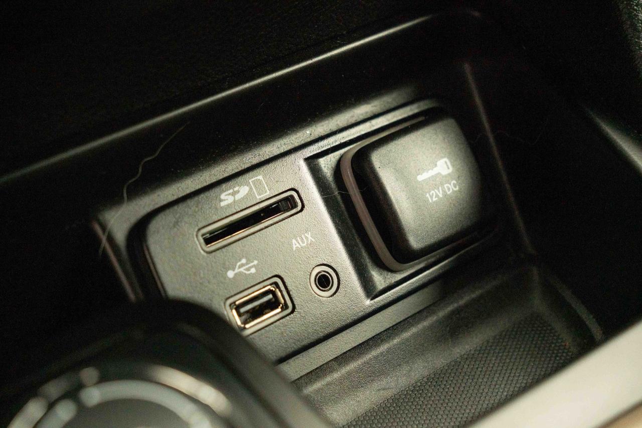 2015 Jeep Cherokee LATITUDE NORTH 4X4 - Photo #36