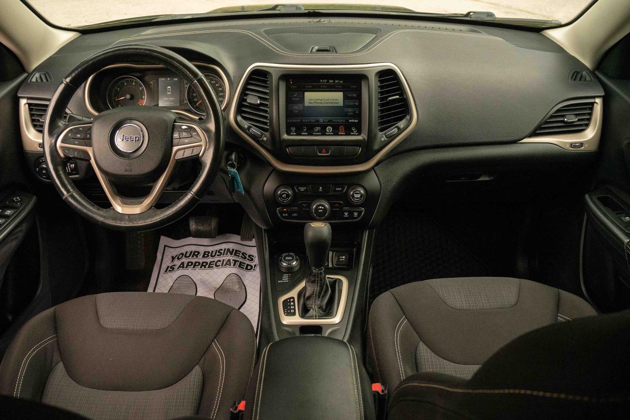 2015 Jeep Cherokee LATITUDE NORTH 4X4 - Photo #38