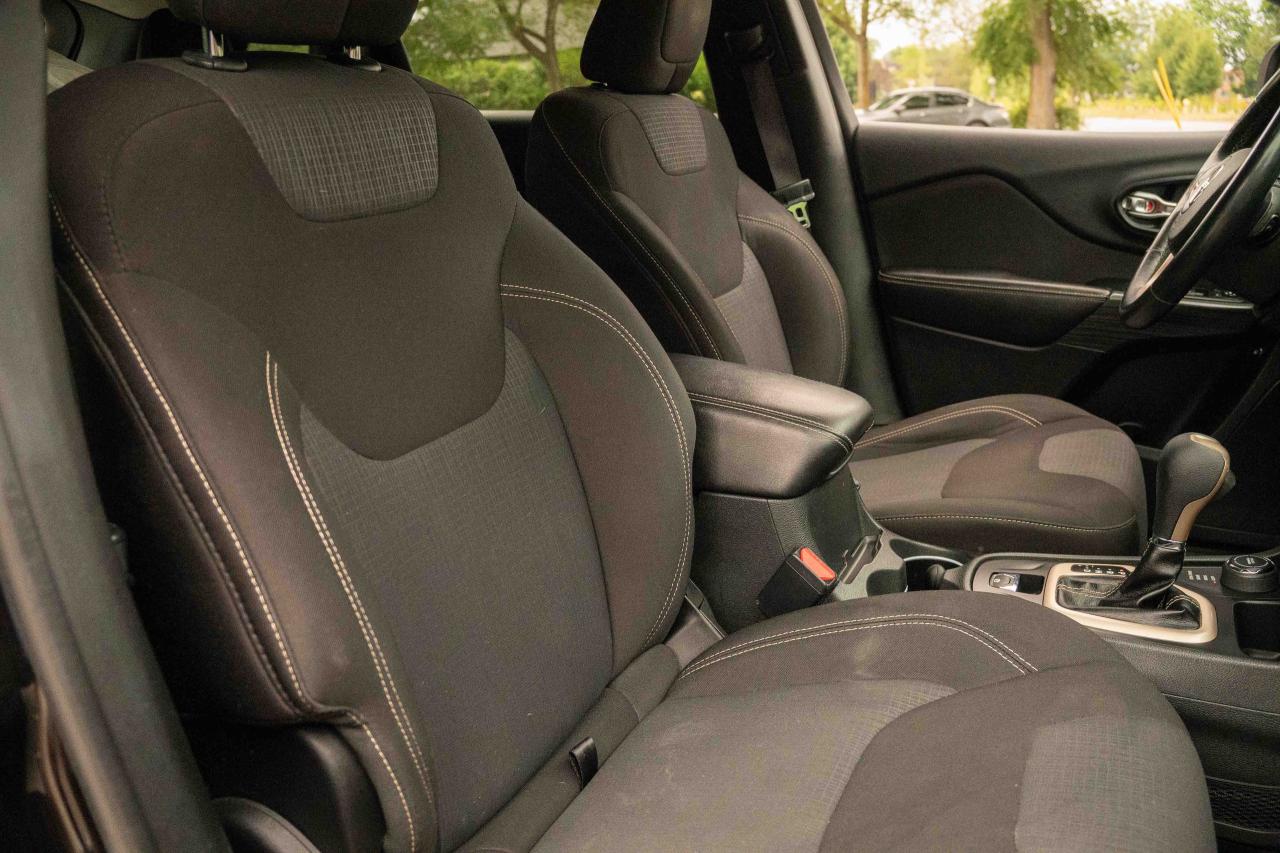 2015 Jeep Cherokee LATITUDE NORTH 4X4 - Photo #48