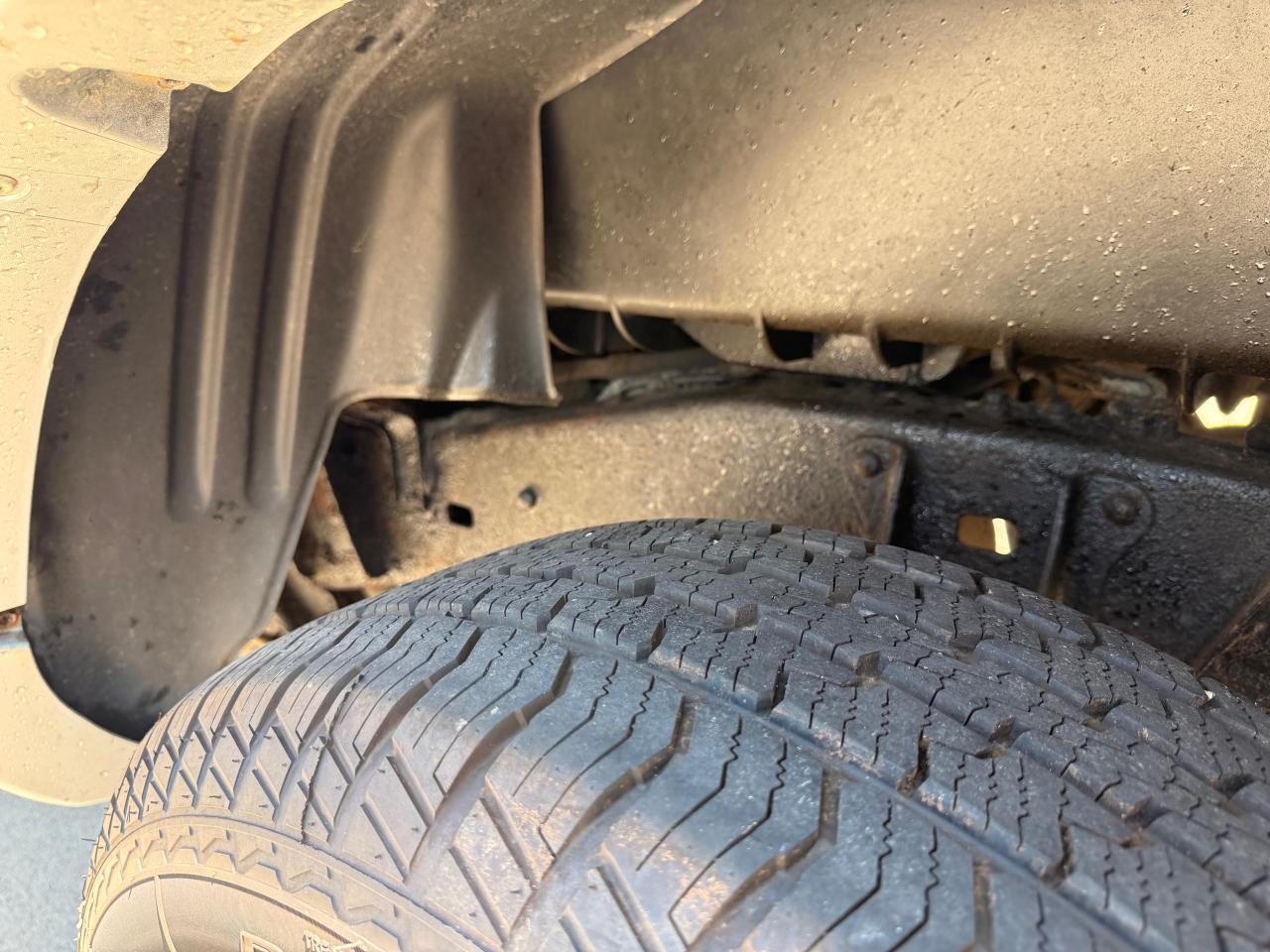 2009 Toyota Tacoma 4WD Double LB V6 AT (Natl) - Photo #25