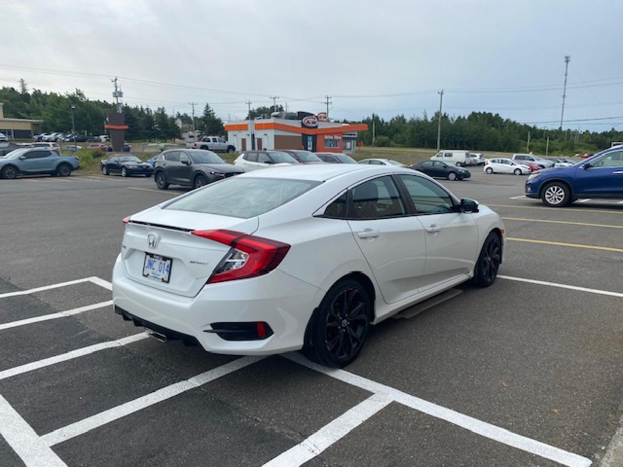 2020 Honda Civic Sport - Photo #4