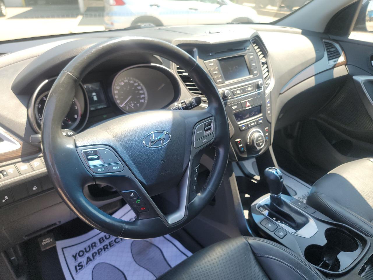 2017 Hyundai Santa Fe Sport SE - Photo #12