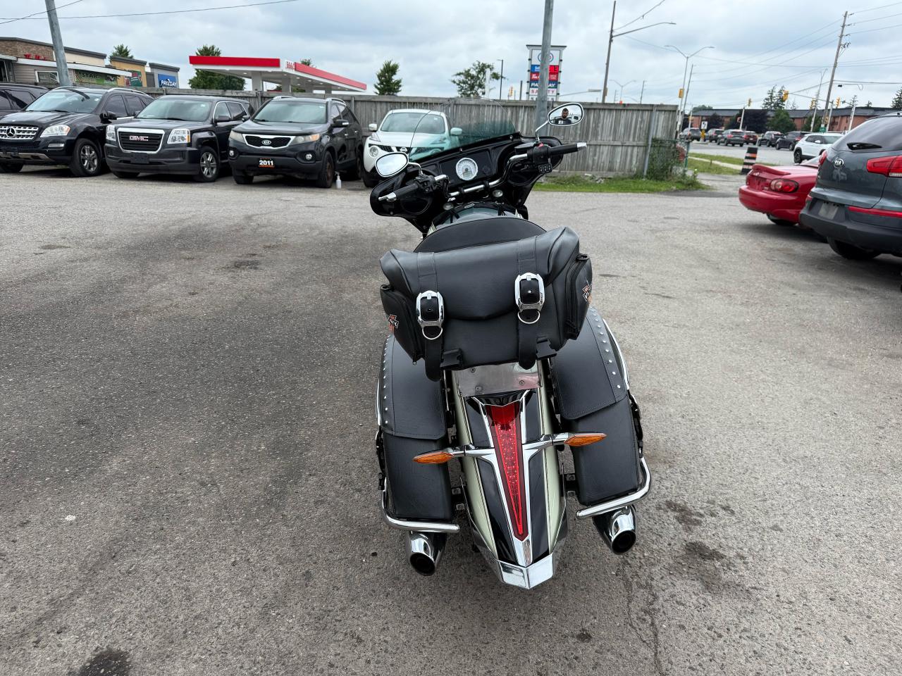 2012 Victory Cross Country  WELL MAINTAINED, TUNED - Photo #4