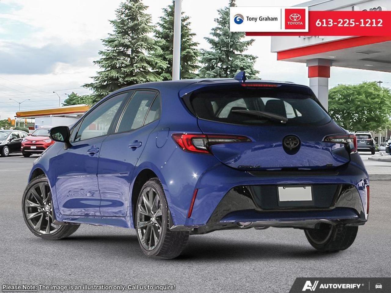 2025 Toyota Corolla Hatchback Photo3