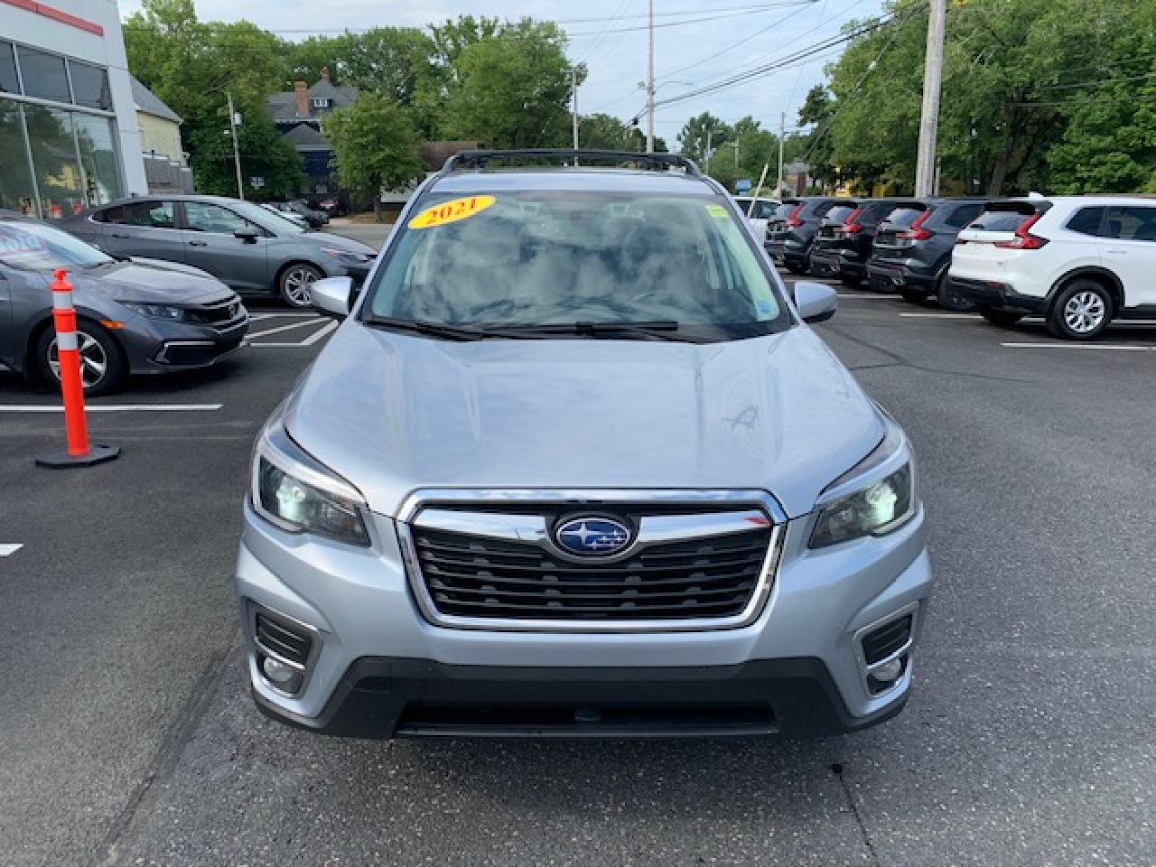 2021 Subaru Forester Limited Photo2