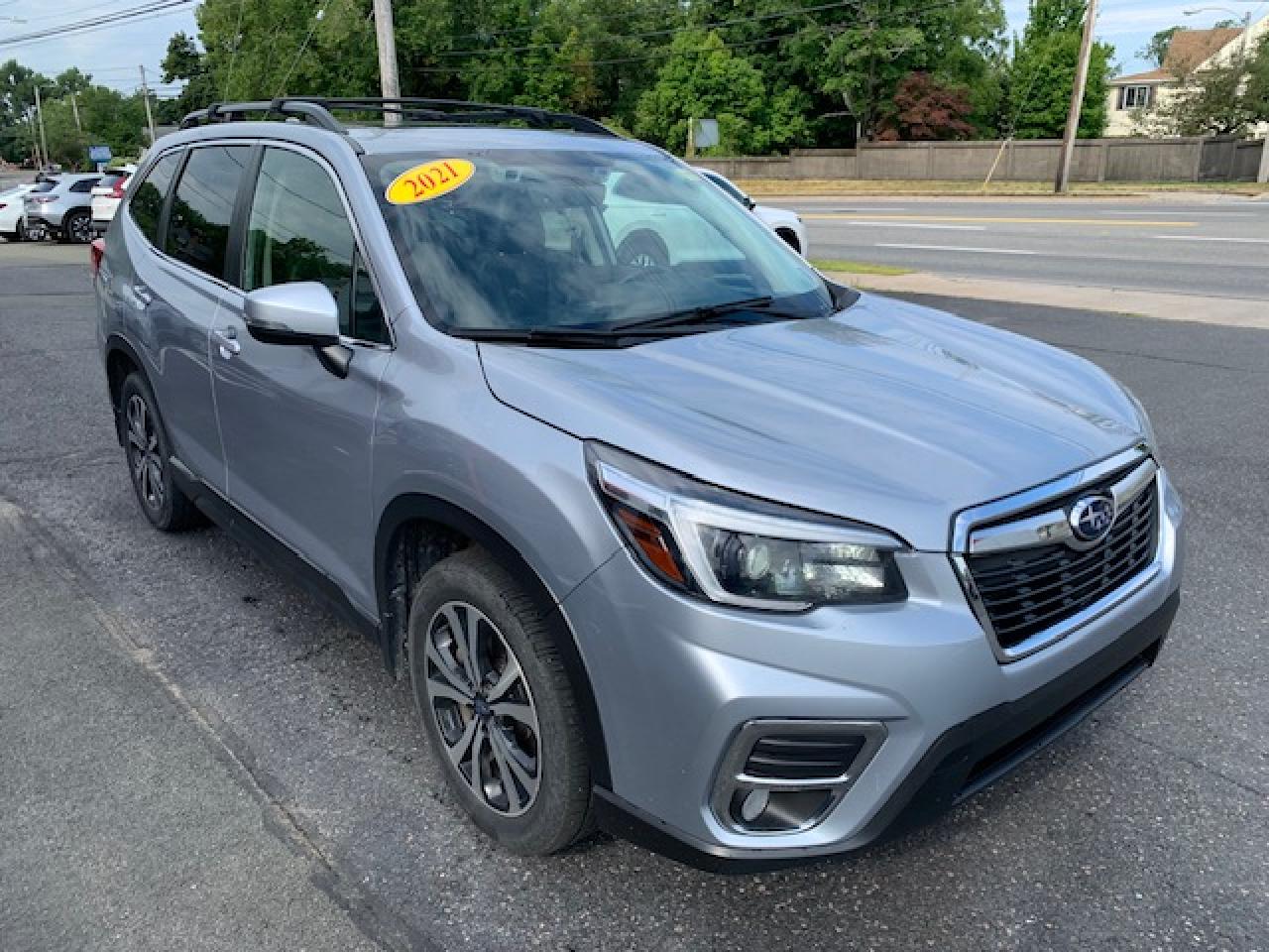 2021 Subaru Forester Limited Photo3