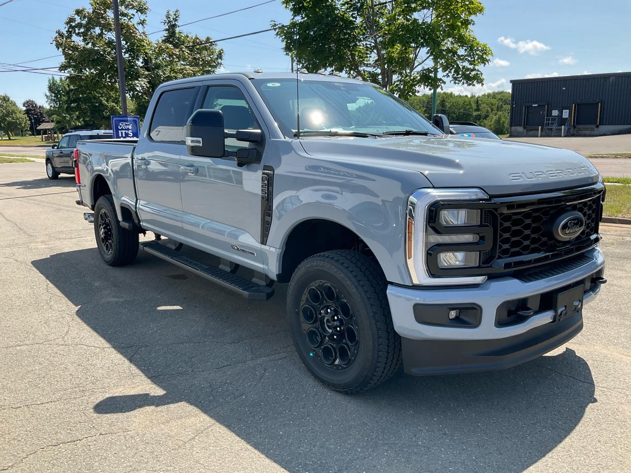 2025 Ford F-250 Super Duty SRW Lariat Photo