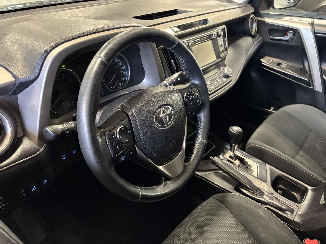 2018 Toyota RAV4 XLE AWD|SUNROOF|ALLOYS|HEATEDSEATS|HEATEDWHEEL|+++ - Photo #7