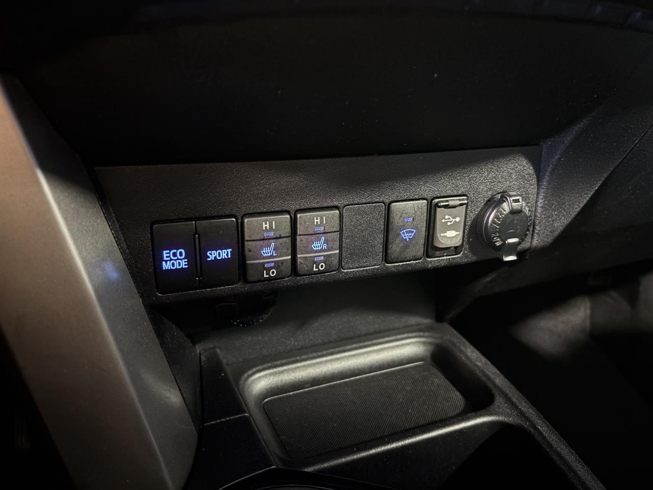 2018 Toyota RAV4 XLE AWD|SUNROOF|ALLOYS|HEATEDSEATS|HEATEDWHEEL|+++ - Photo #12