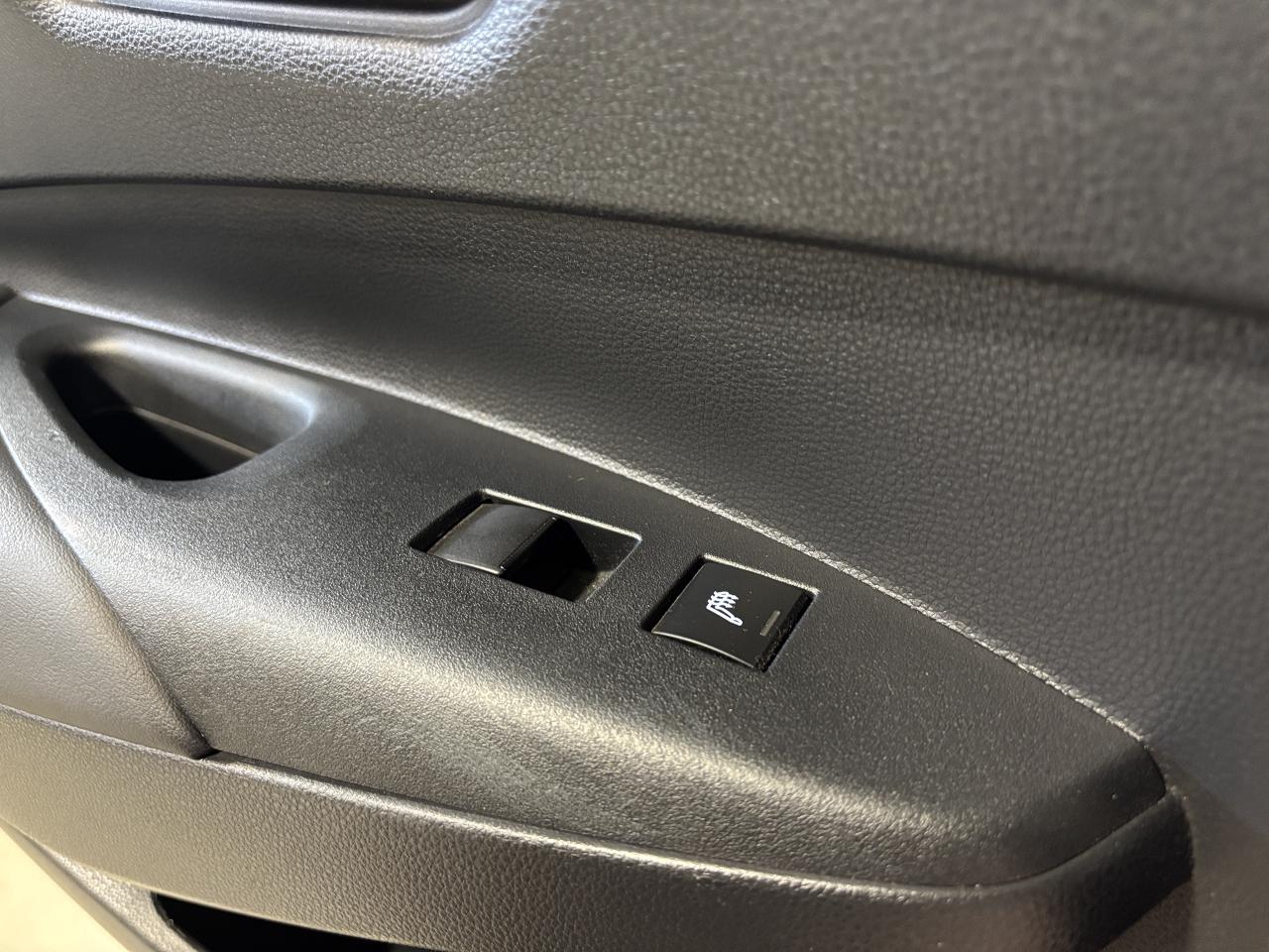 2020 Toyota Corolla XSE CVT|NAV|LEATHER|ALLOYS|SUNROOF|WIRELESSCHARGE| - Photo #7