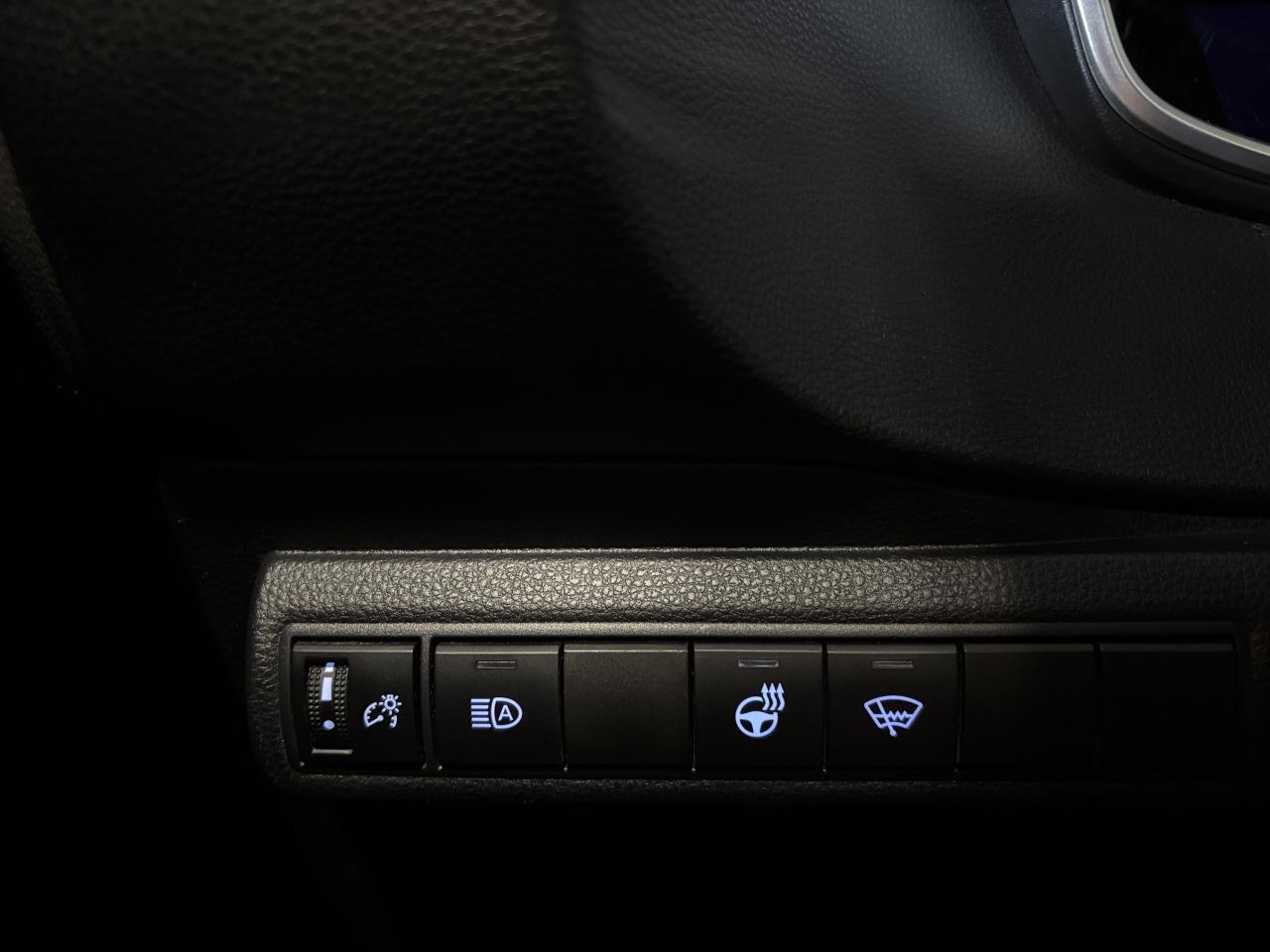 2020 Toyota Corolla XSE CVT|NAV|LEATHER|ALLOYS|SUNROOF|WIRELESSCHARGE| - Photo #14