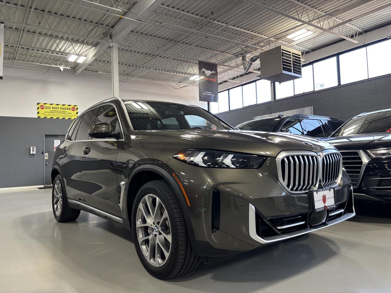 2024 BMW X5 xDrive40i|AWD|NAV|AMBIENT|LEATHER|PANOROOF|BACKCAM - Photo #2