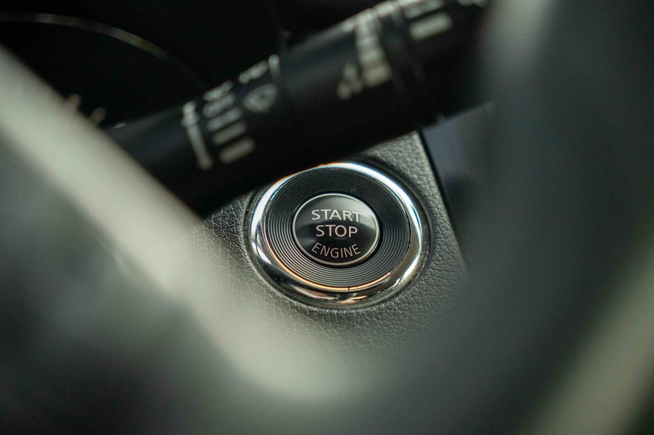 2017 Nissan Rogue SV - Photo #30