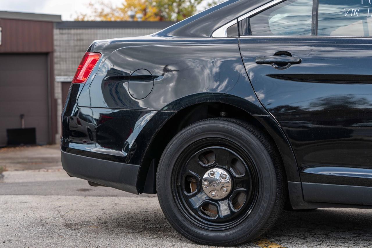 2013 Ford Taurus AWD POLICE INTERCEPTOR SEDAN - Photo #3
