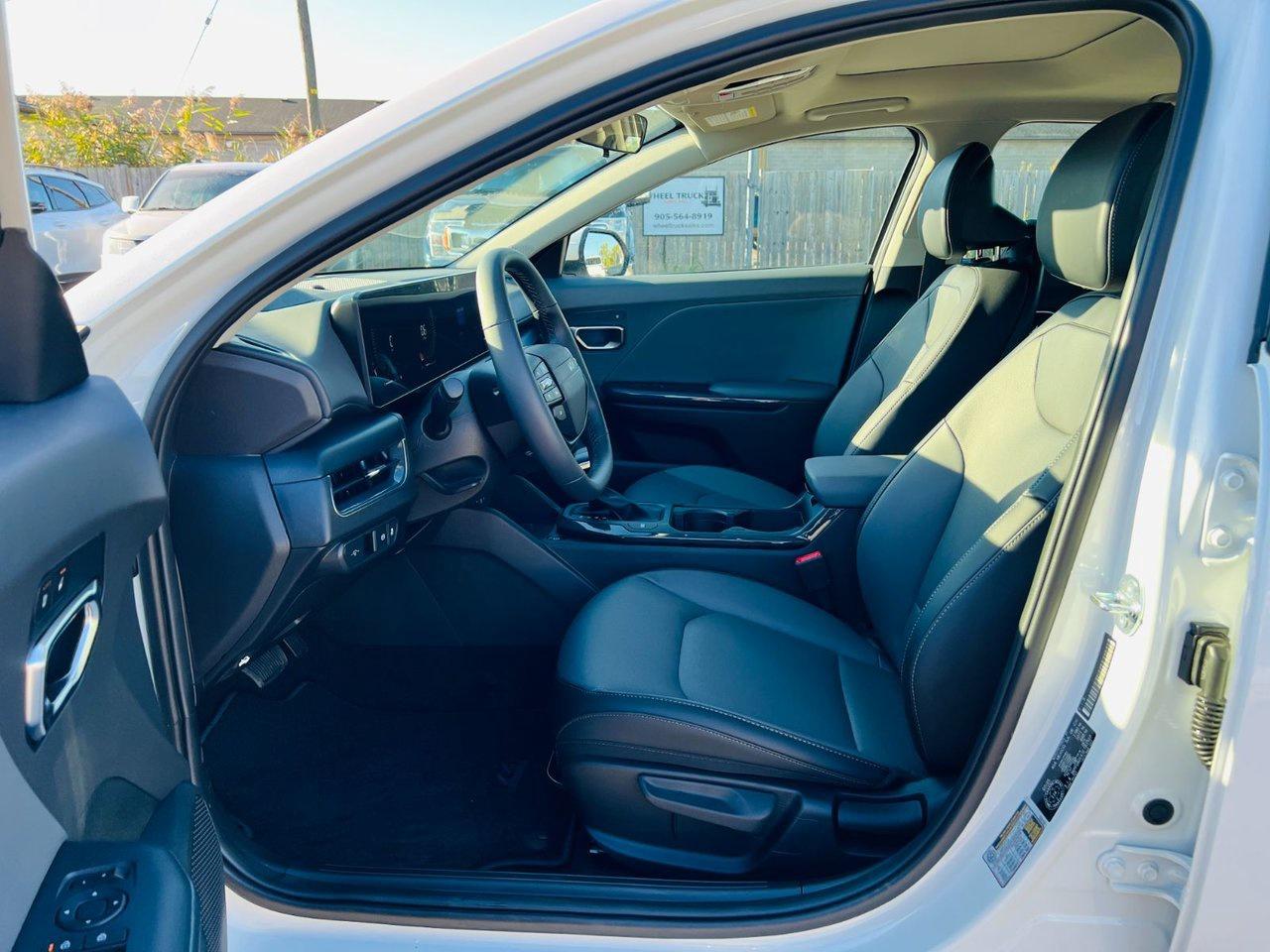 2025 Kia K4 EX Plus Photo