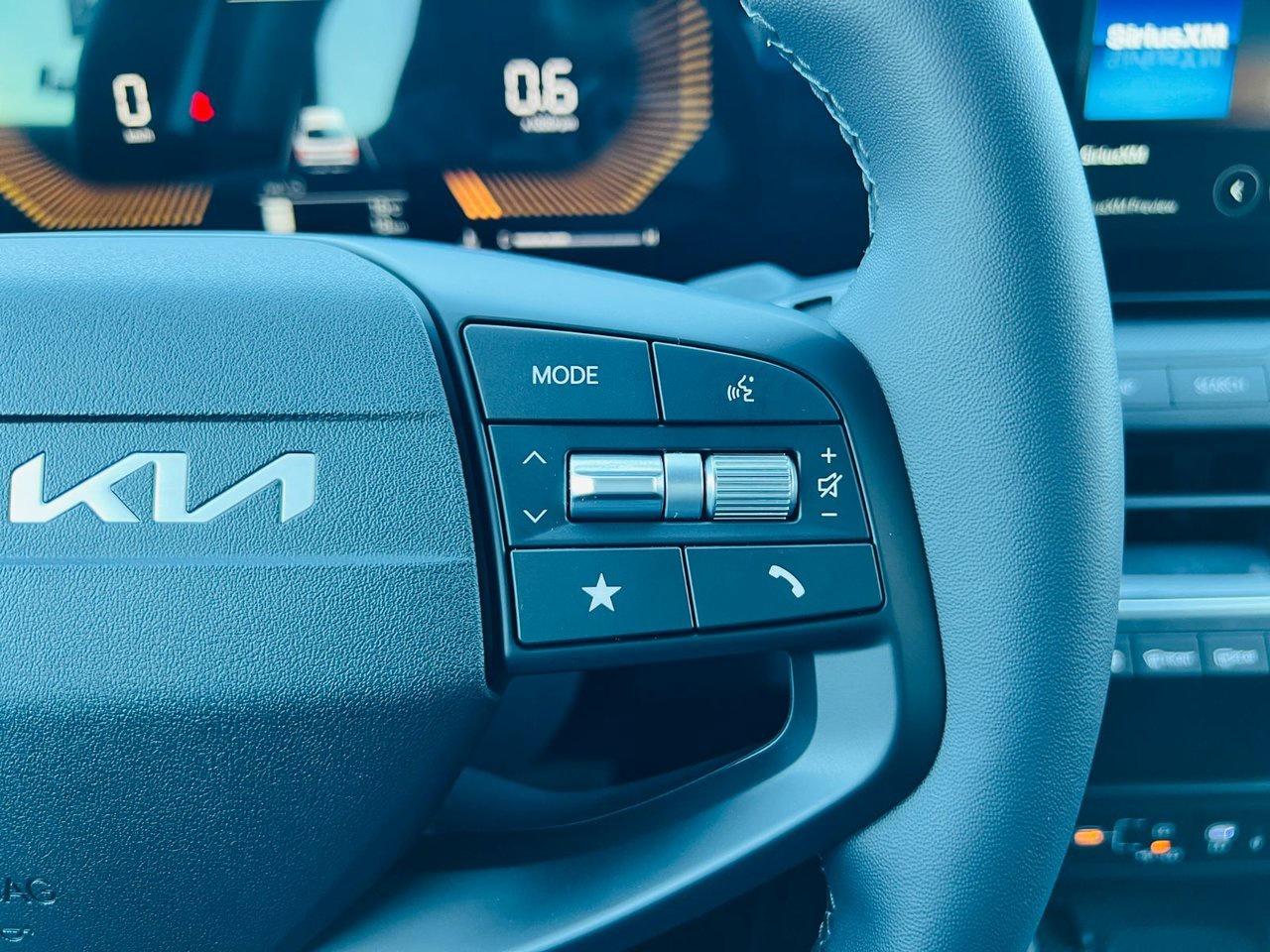 2025 Kia K4 EX Plus Photo