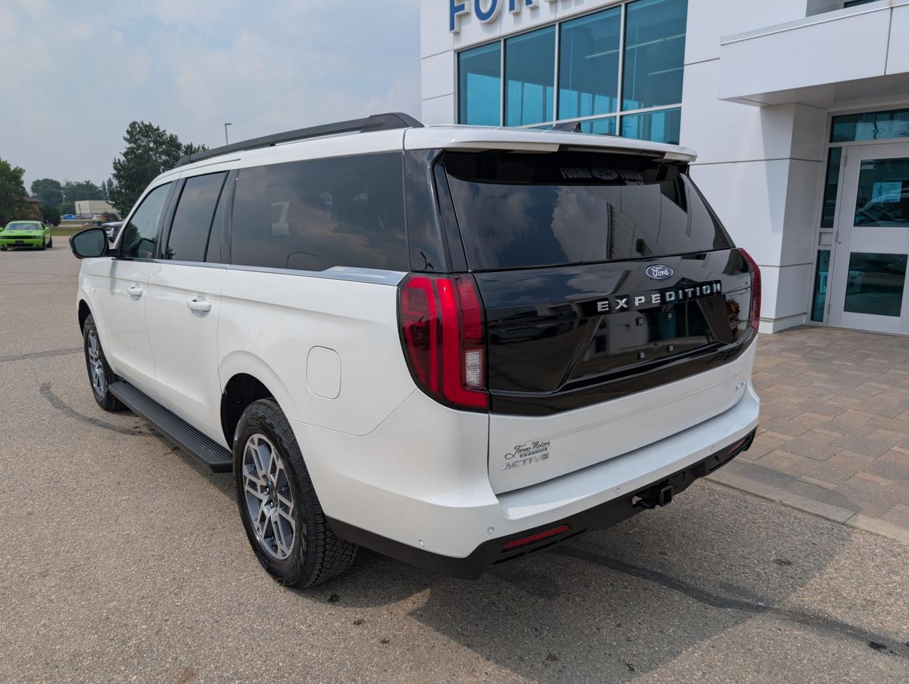 2025 Ford Expedition ACTIVE MAX Photo5