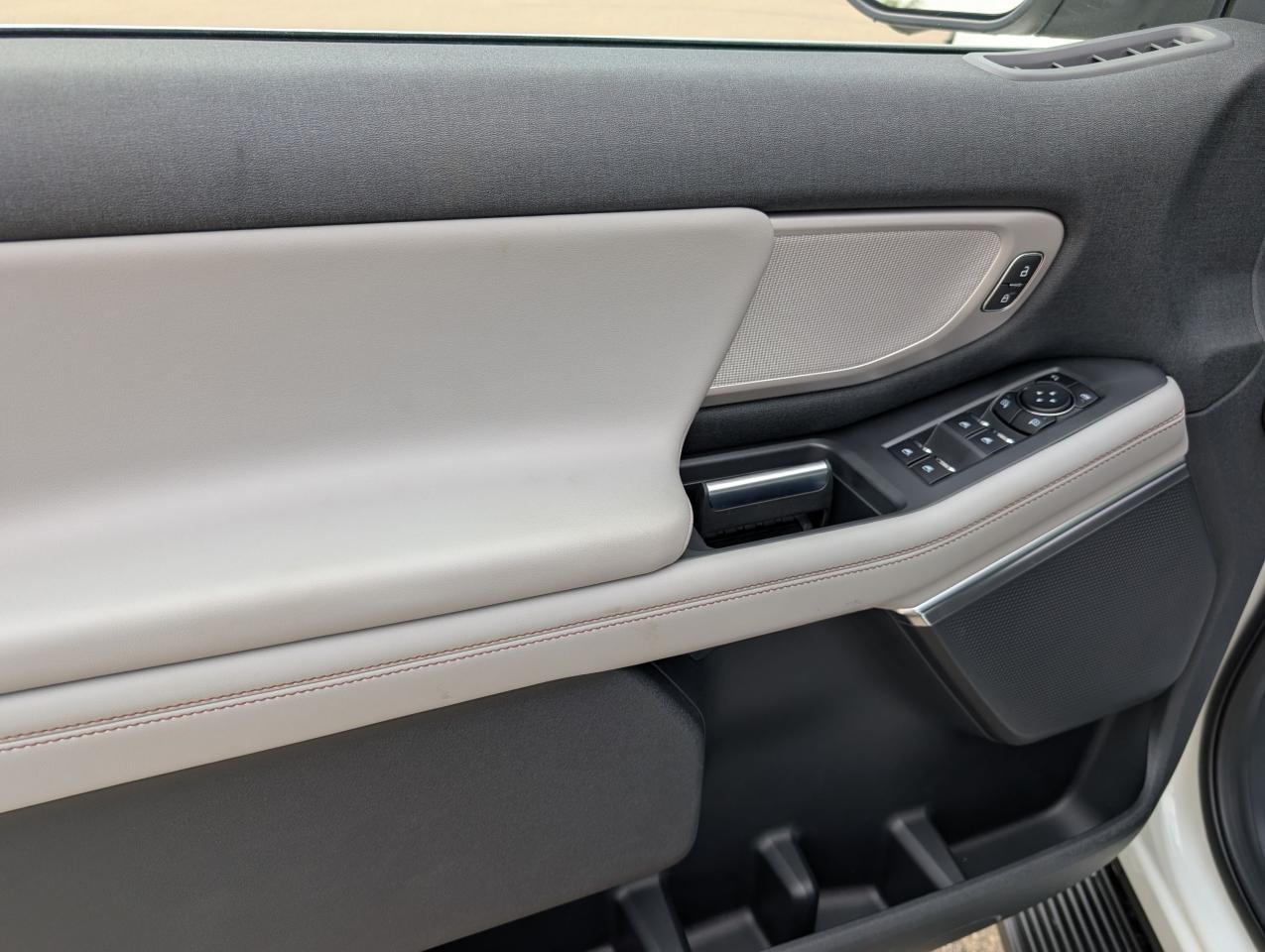 2025 Ford Expedition ACTIVE MAX Photo5